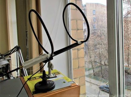 Homemade antenna from improvised materials