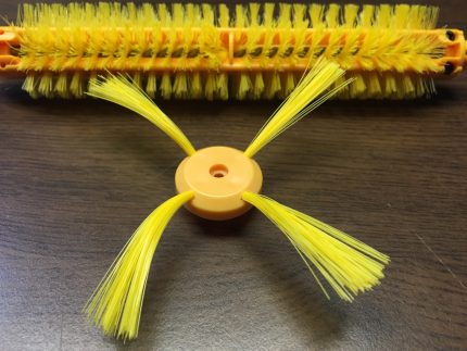 Brosses à vide pour robot