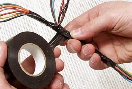 Tel koruması için elektrik bandı