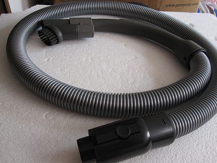 Vacuum hose