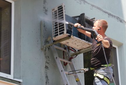 Outdoor unit cleaning