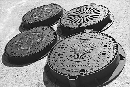 Main manholes manholes