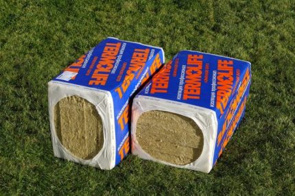 Mineral wool in rolls