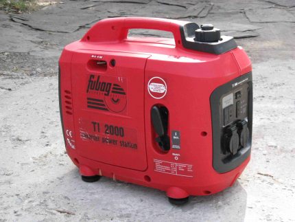 Generator de invertor