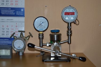 Controle van de gasdrukmeter